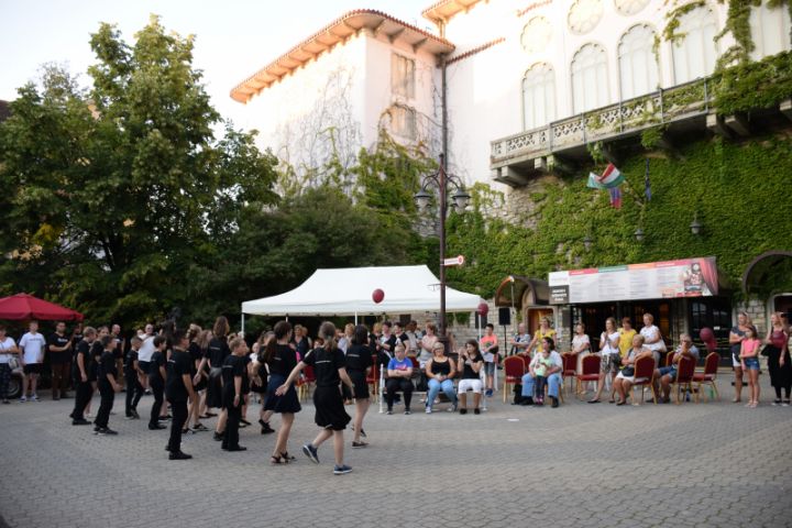 ÉvadNyitó Nap a Veszprémi Petőfi Színházban