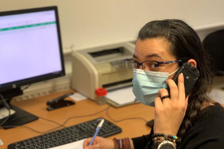 Önkéntes munkát végeznek a Csokonai Színház munkatársai