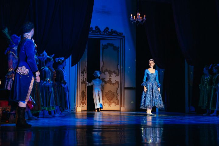 Mesebalett Mikulásra