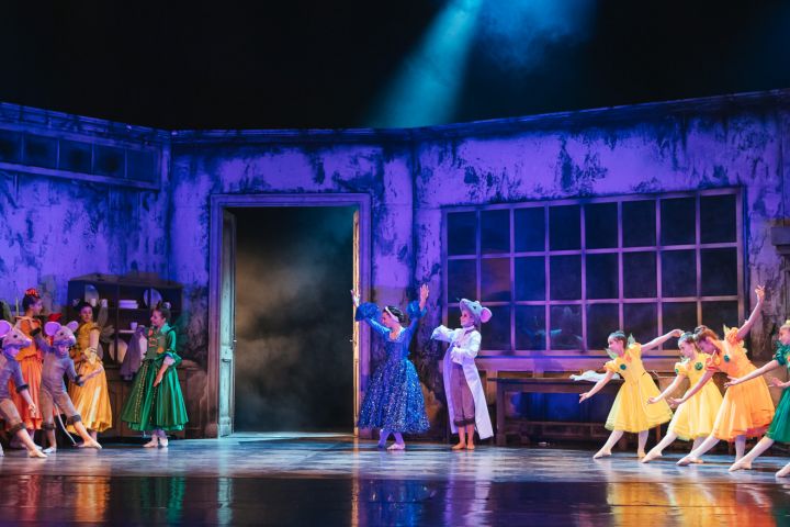 Mesebalett Mikulásra