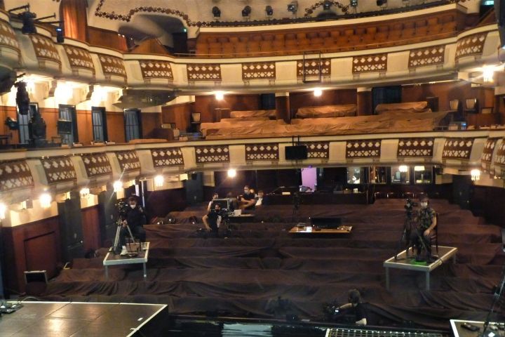 Kamerák erdejében Peer Gynt