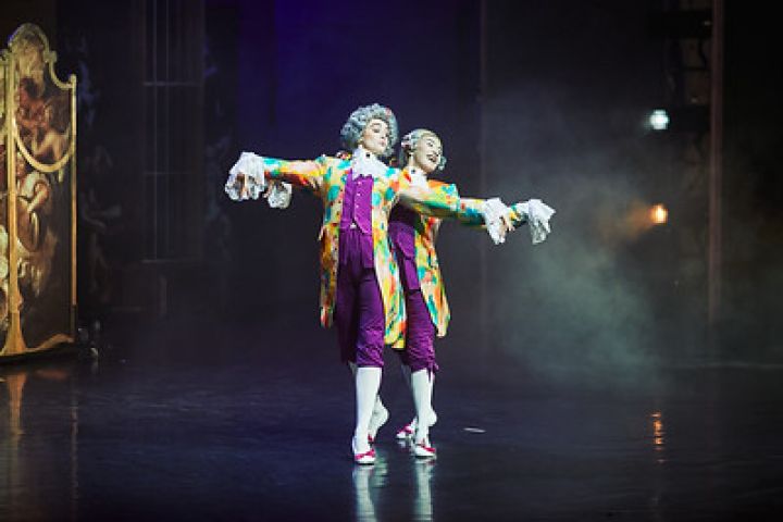 Farinelli: The show must go on