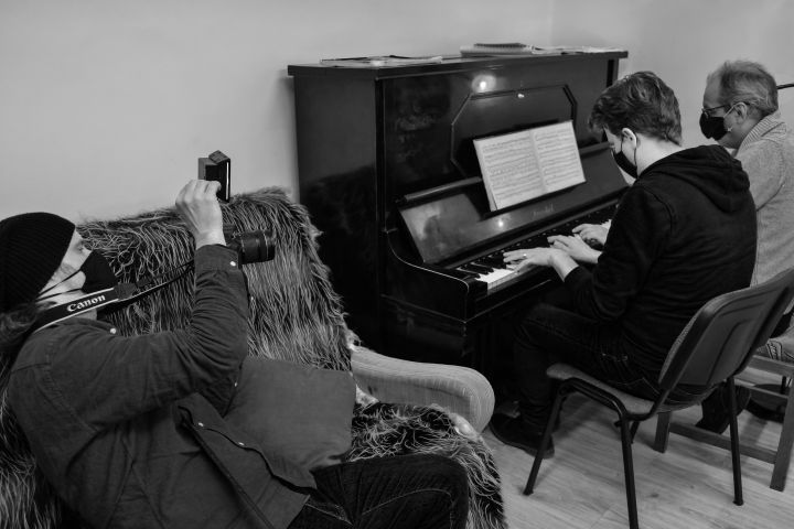 Ez történik a színfalak mögött – a miskolci teátrum mindent megmutat!