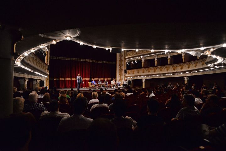 „Értik, érzik és szeretik a színházat” – indul a 2022-2023-as évad  Miskolcon!