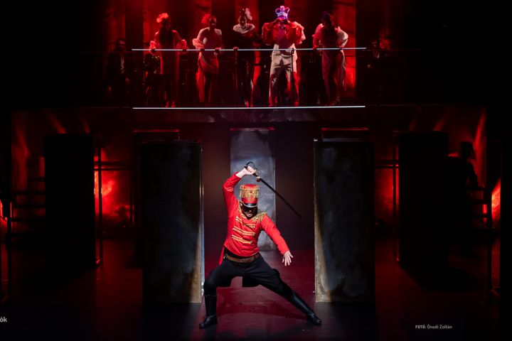 János vitéz Dunaújvárosban