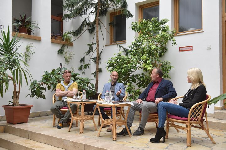 Egerben bemutatták a következő színházi évadtervet