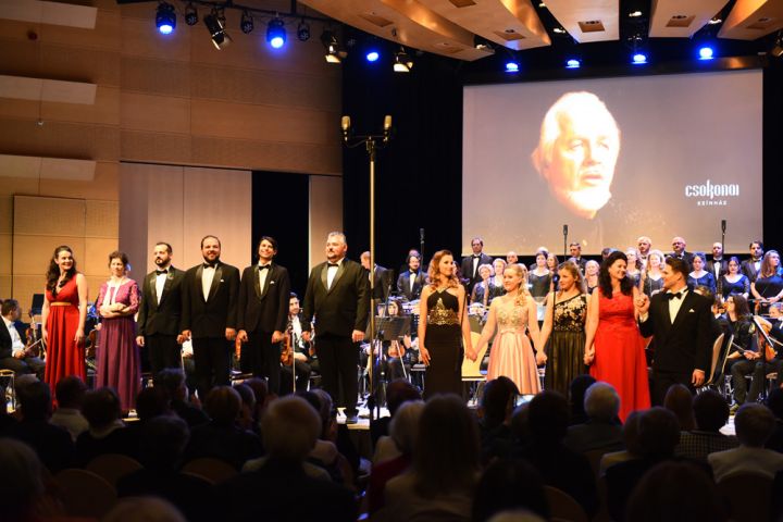 A 90 éve született Tréfás Györgynek állított emléket a Csokonai Színház