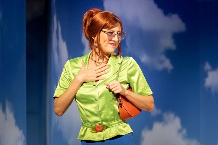 Többszemközt Széles Zitával, a nyíregyházi teátrum színművészével jövő hét kedden a Bencs Villában!