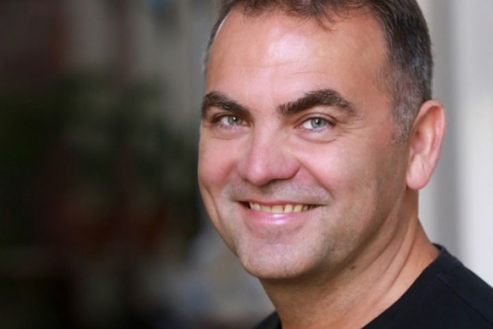 „Ő egy igazi póré kópé” – Hagymácska mesemusical a Veszprémi Petőfi Színházban