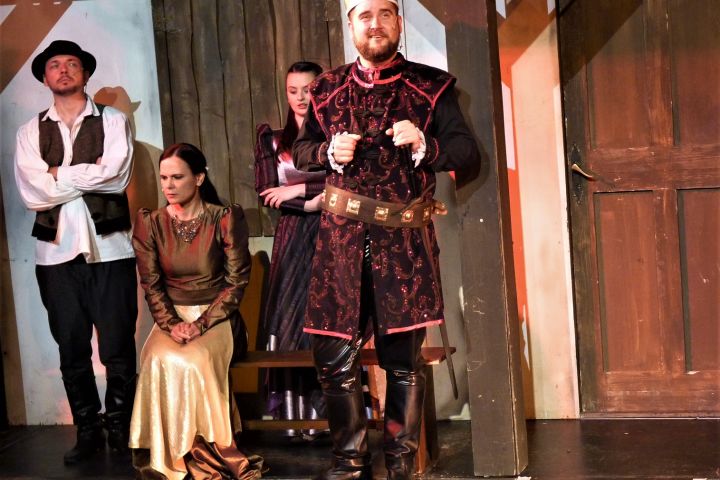 Vastaps Esztergomban