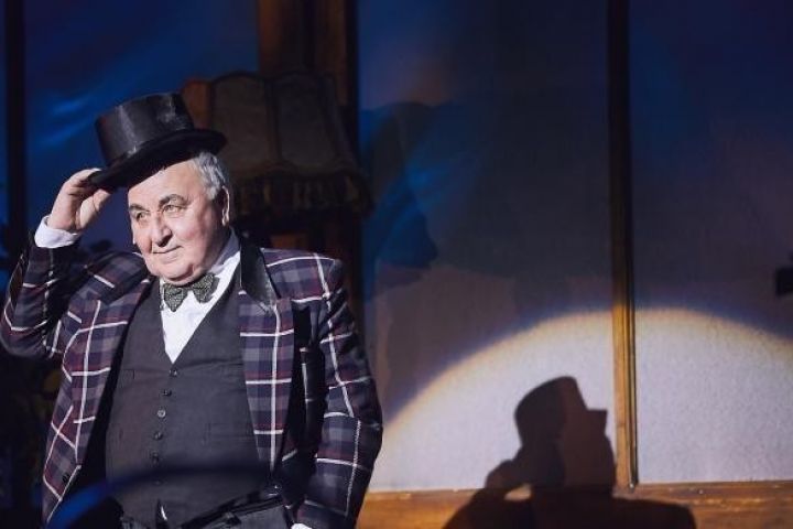 Mikó István kiváló művész!