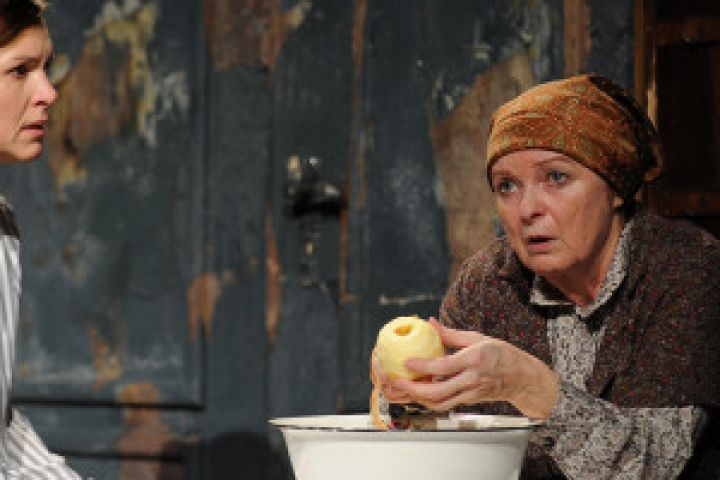 Elmarad Az Ajtó című előadás Debrecenben