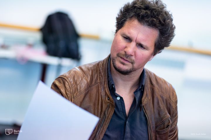 Nagy Ervin és Koltai Róbert a Bartók Kamaraszínházban - Elkezdődtek a Hamlear próbái Dunaújvárosban