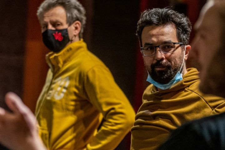 Elkezdődött a közös munka