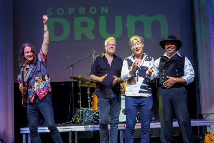 Drum: sztárok, sztorik, fotók