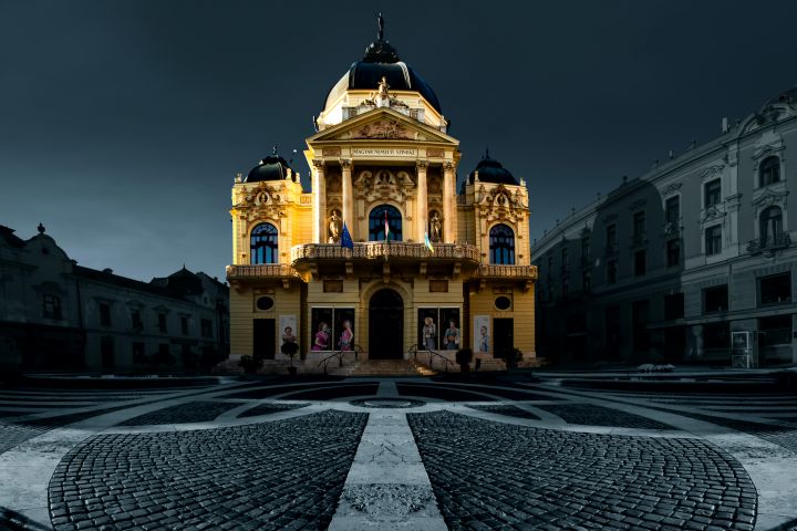 Pécsi Nemzeti Színház