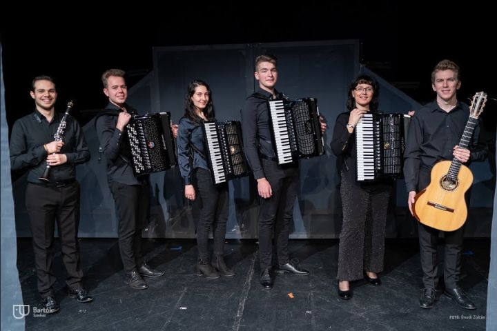 Kiss Péter és Barátai online koncert